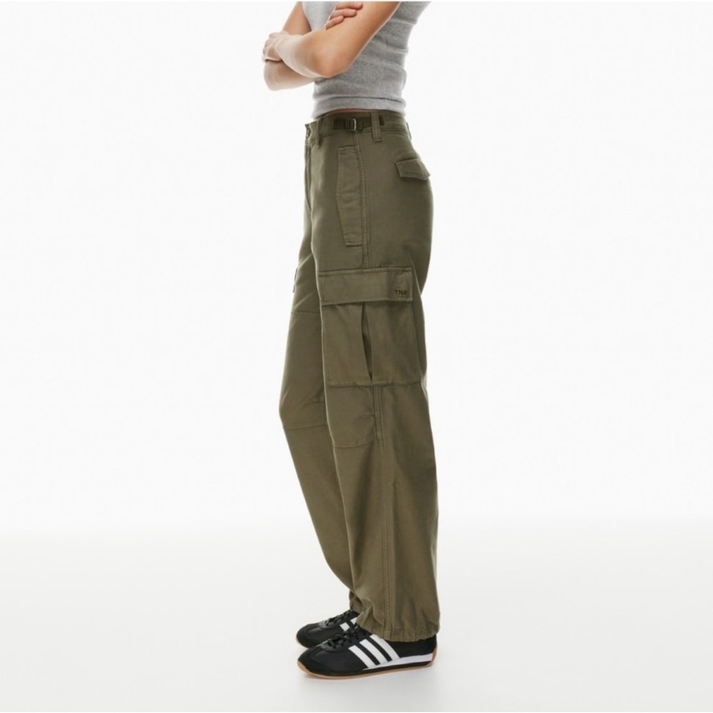 TNA woman’s green Cargo Pants